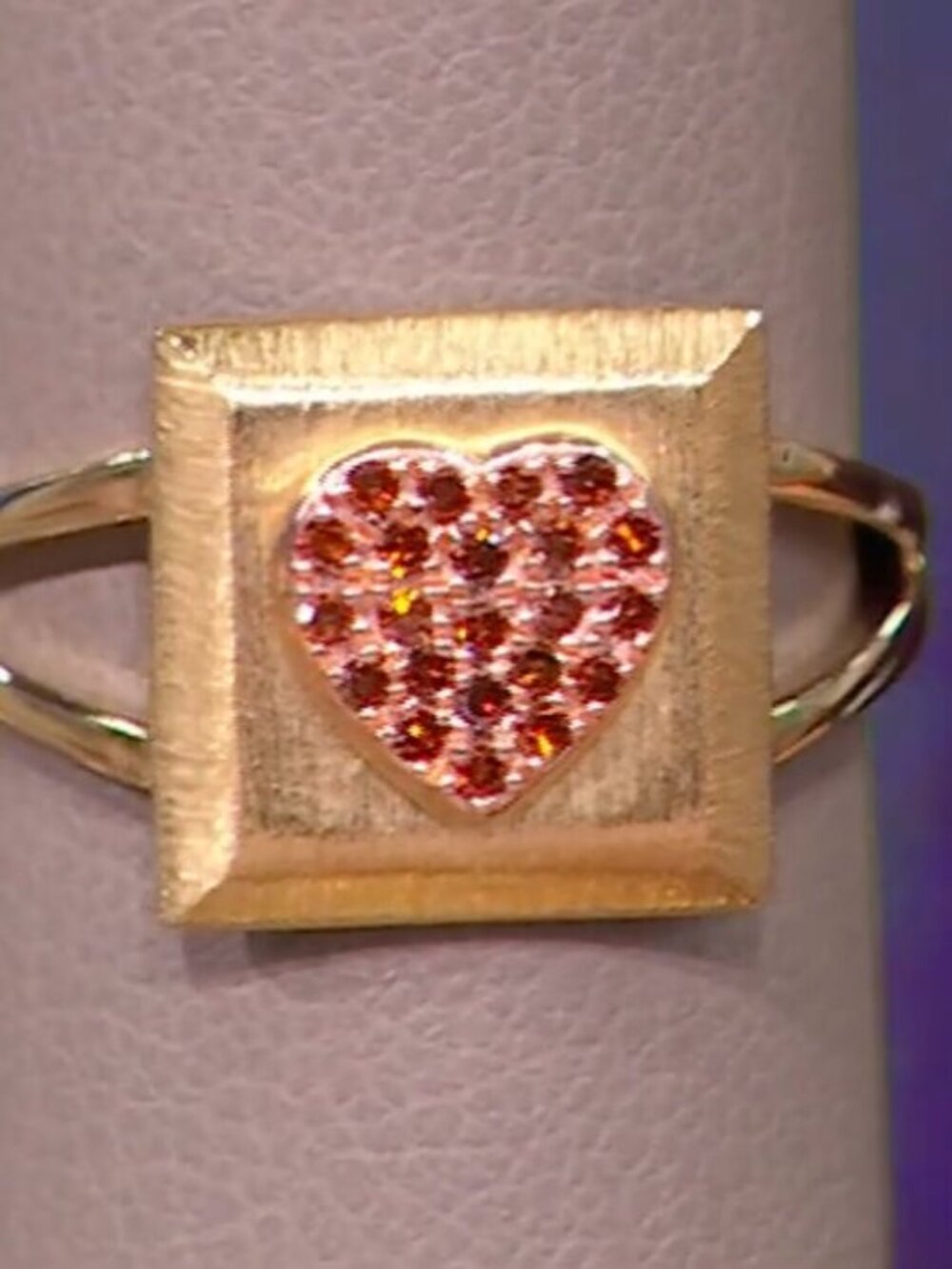 Rarities Carol Brodie Genuine .15 ctw Red Diamond Talisman Heart Ring 8 NWT